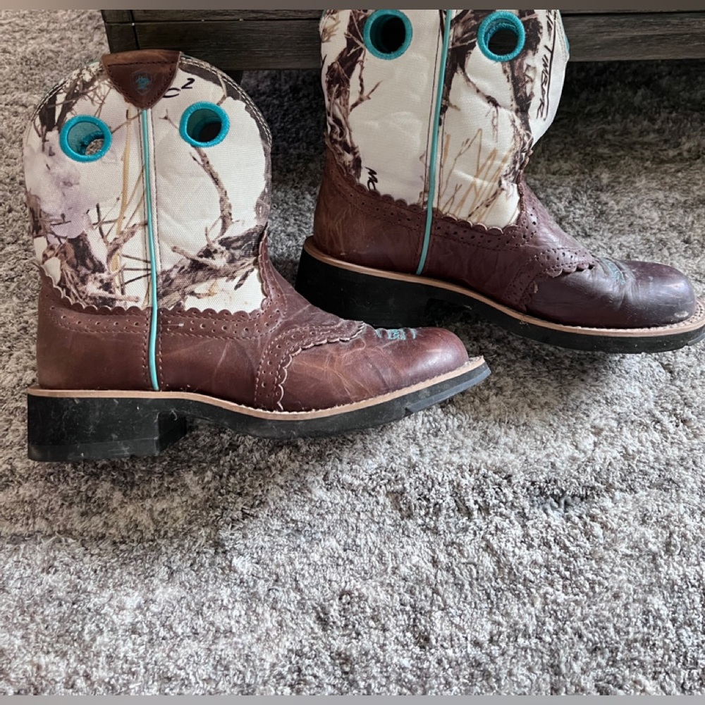 Ariat boots for women.